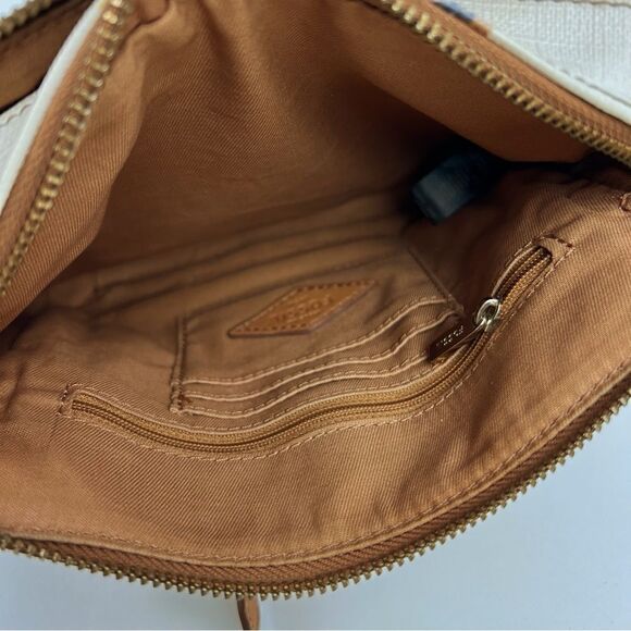 Fun fossil Sydney cross body bag - Picture 11 of 13